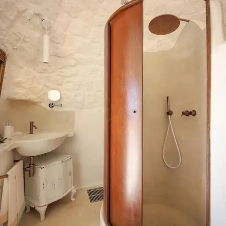 Petranima Wellness In Trulli Bed & Breakfast Ostuni