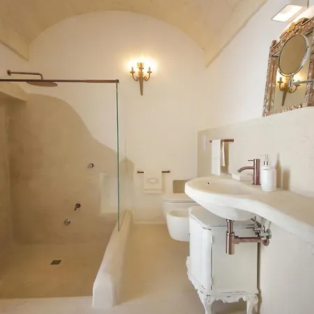 Petranima Wellness In Trulli Frühstückspension Ostuni