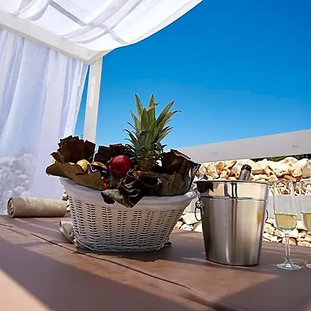 Bed & Breakfast Petranima Wellness In Trulli 4*