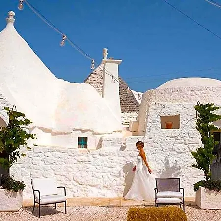 Bed & Breakfast Petranima Wellness In Trulli 4*