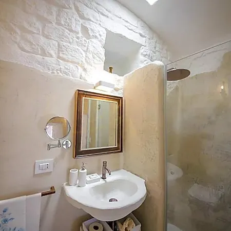 Bed & Breakfast Petranima Wellness In Trulli 4*