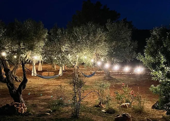 לינה וארוחת בוקר Petranima Wellness In Trulli